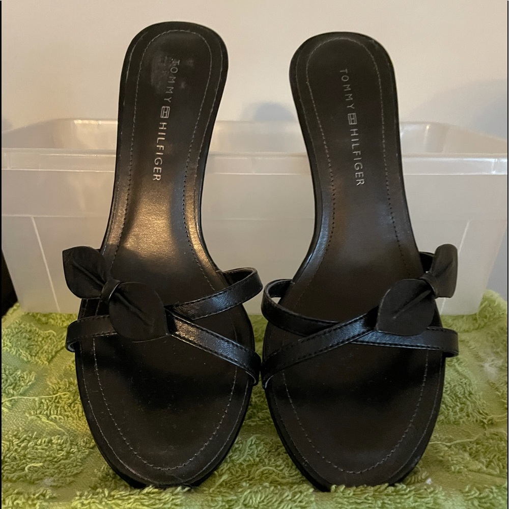 Tommy Hilfiger 2” heeled slides